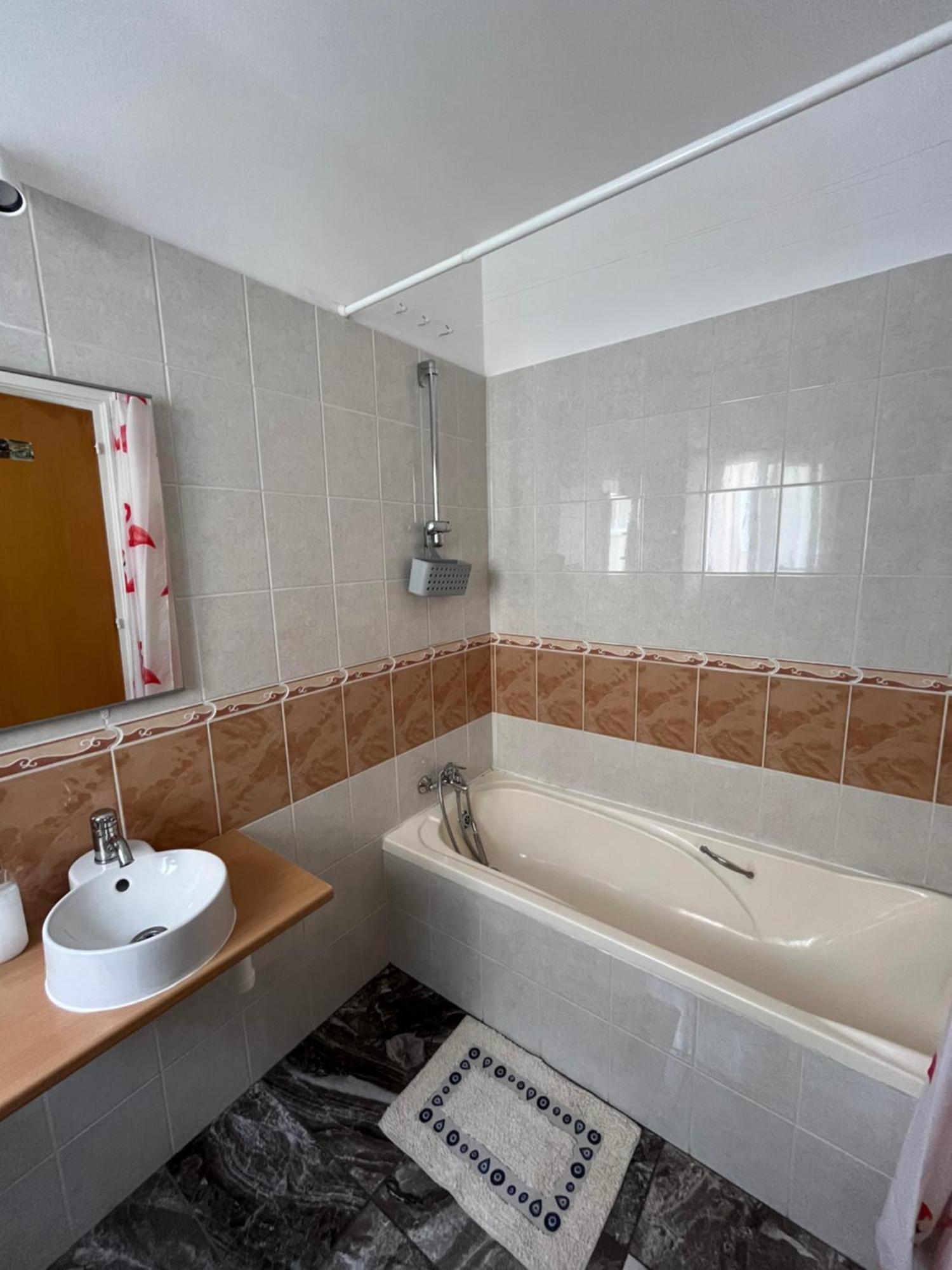 Apartment In Residential Complex With Pool Klorakas Exterior foto